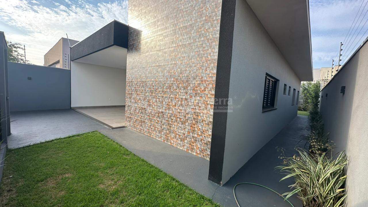 Casa com 4 quartos no Jardim Cristhais em Dourados/MS — foto 3