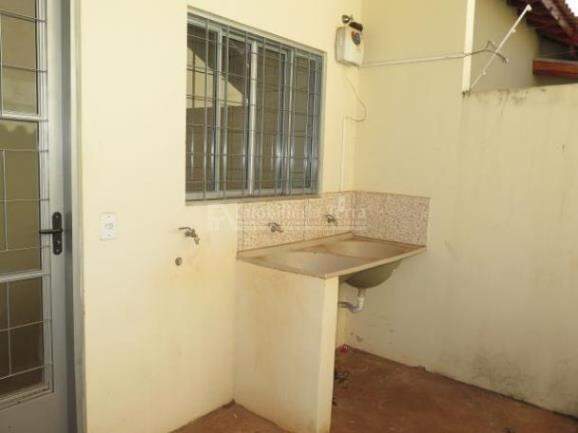 Casa com 3 quartos no Vila Ubiratan em Dourados/MS — foto 7