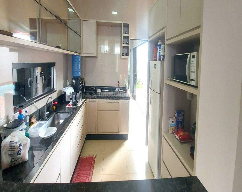 Casa com 3 quartos no Terra Dourada em Dourados/MS — foto 2