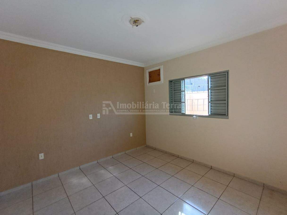 Kitnet com 2 quartos no Jardim Marilia em Dourados/MS — foto 5