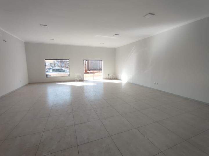 Sala Comercial no Jardim Jóquei Clube em Dourados/MS — foto 10