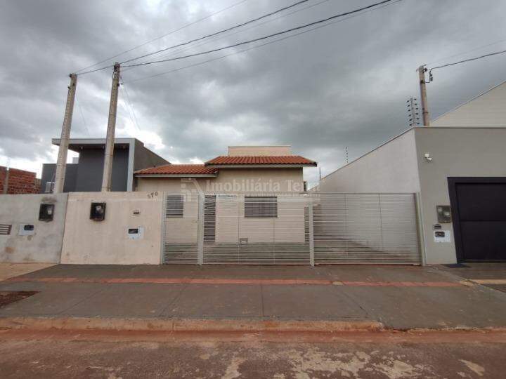 Casa com 2 quartos no Vival dos Ipês em Dourados/MS — foto 1