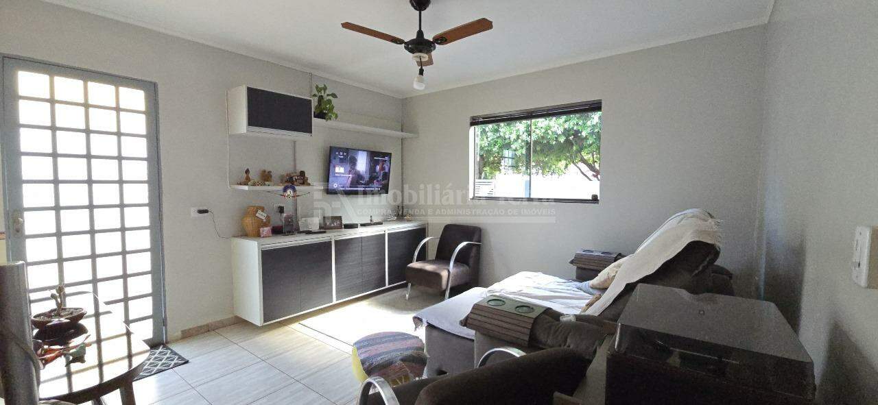 Casa com 3 quartos no Jardim Itaipú em Dourados/MS — foto 8