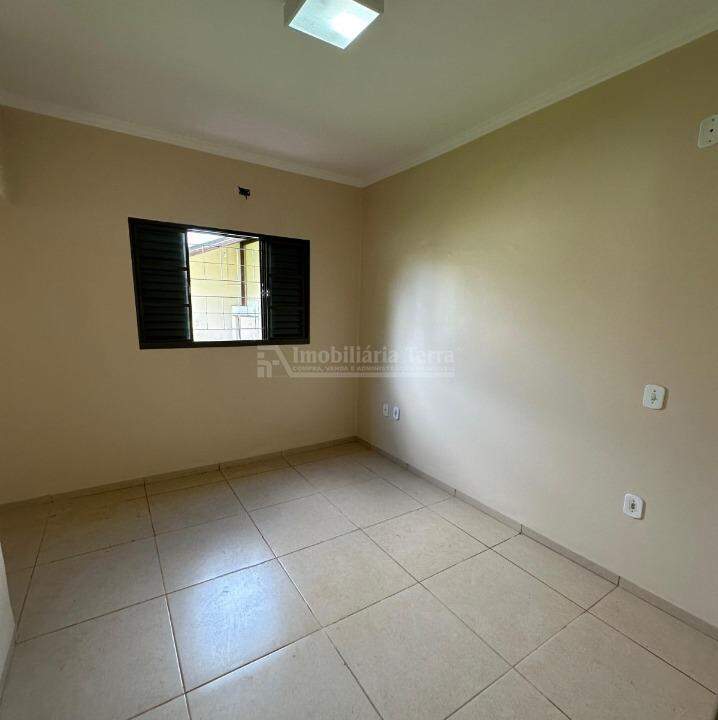 Casa com 3 quartos no Parque Alvorada em Dourados/MS — foto 11