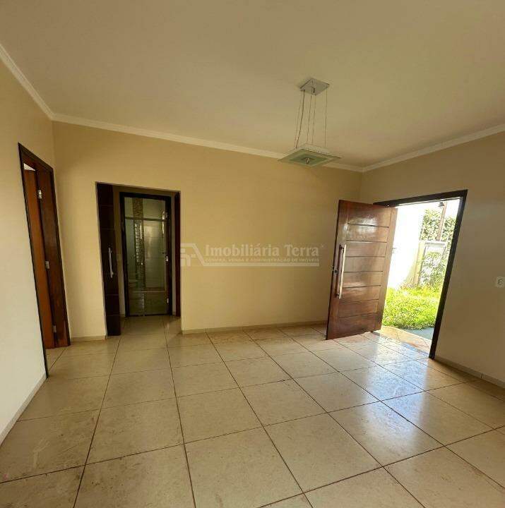 Casa com 3 quartos no Parque Alvorada em Dourados/MS — foto 8