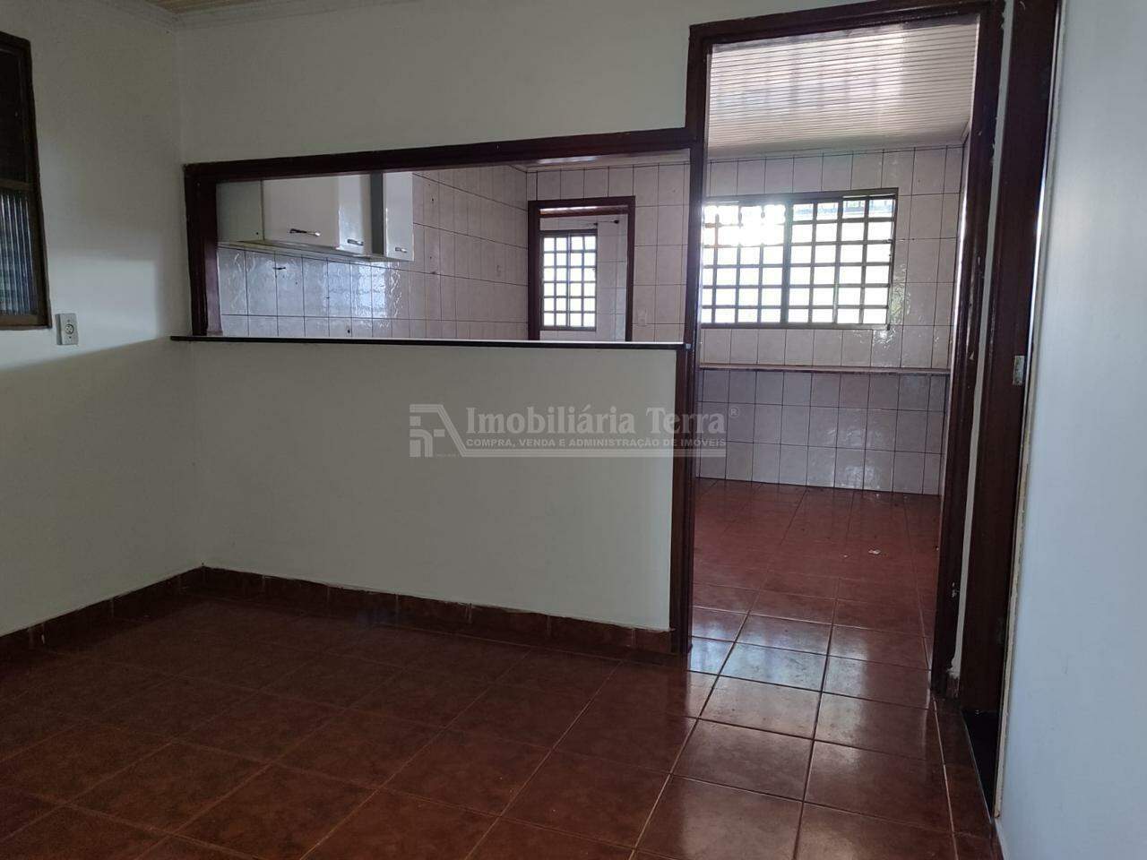 Casa com 3 quartos no Jardim Rasslem em Dourados/MS — foto 4
