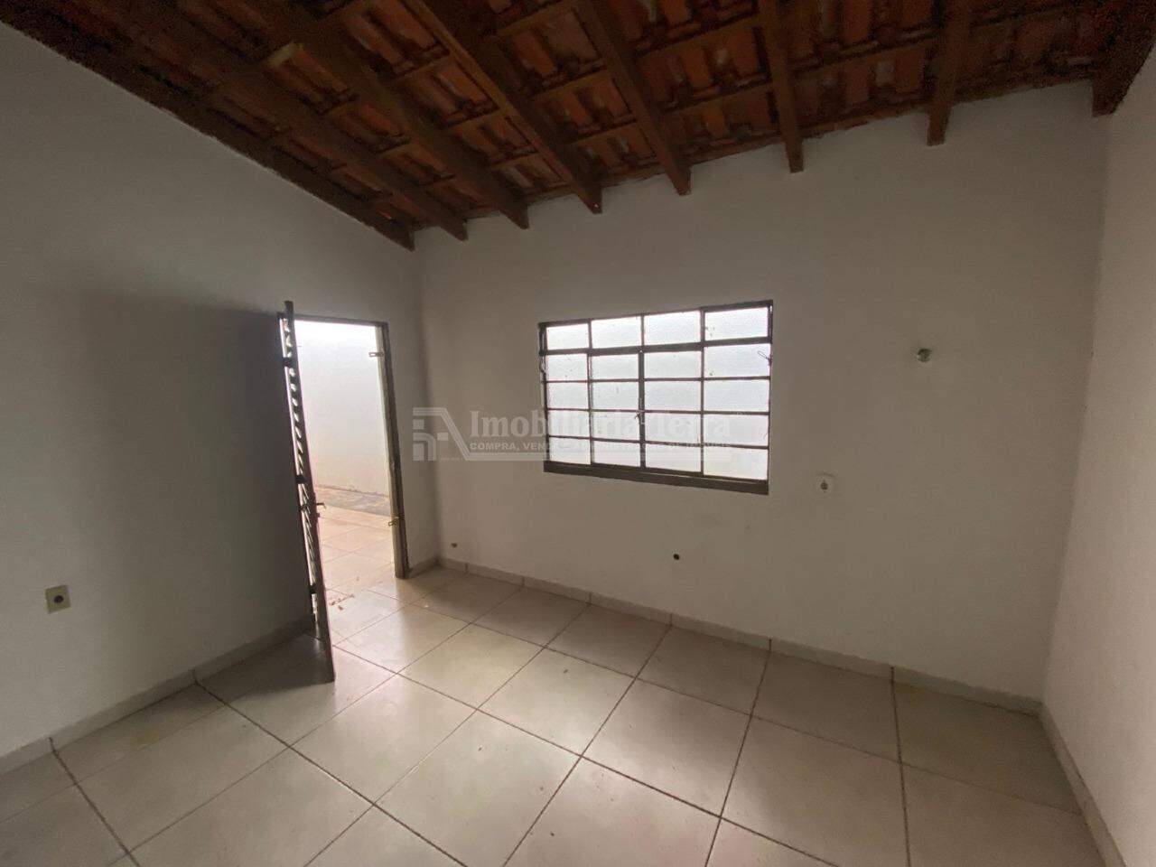 Casa com 4 quartos no Jardim Paulista em Dourados/MS — foto 3