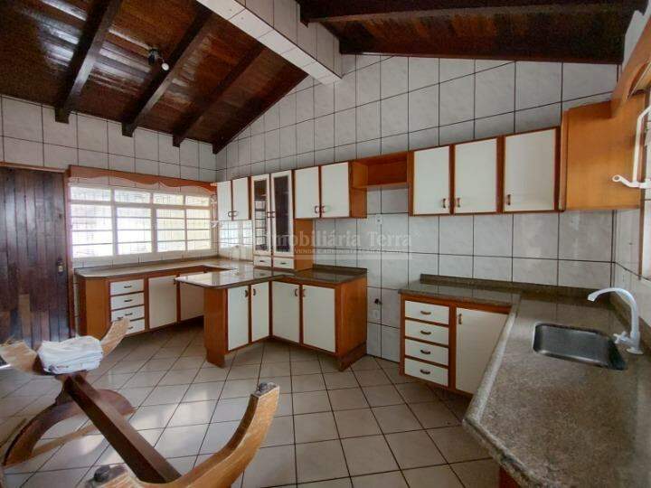 Casa com 3 quartos no Vila Planalto em Dourados/MS — foto 4