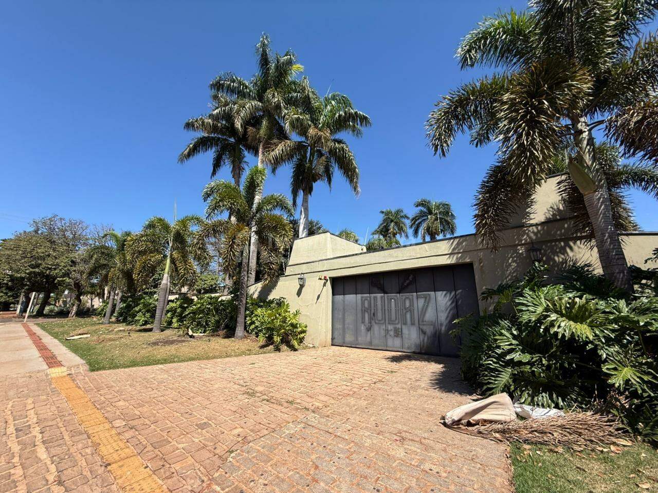 Casa com 4 quartos no Vila Progresso em Dourados/MS — foto 2