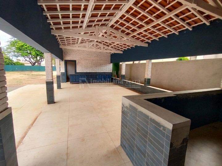 Casa com 3 quartos no Centro em Dourados/MS — foto 4