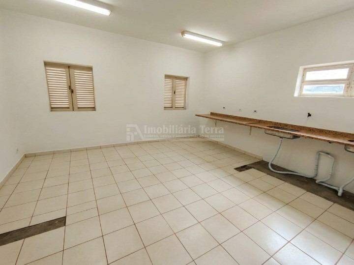 Casa com 3 quartos no Centro em Dourados/MS — foto 7