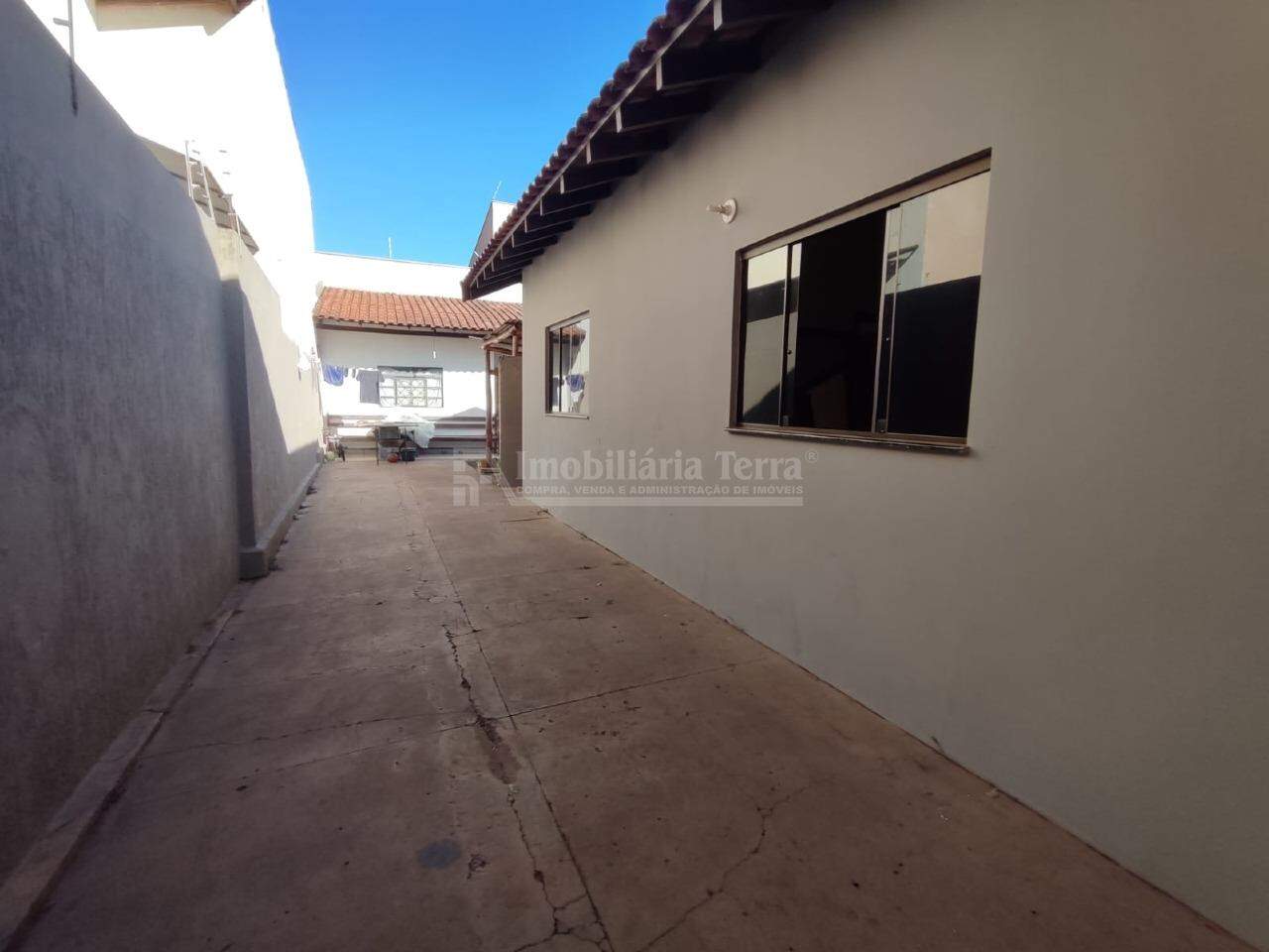 Casa com 6 quartos no Jardim Universitário em Dourados/MS — foto 3