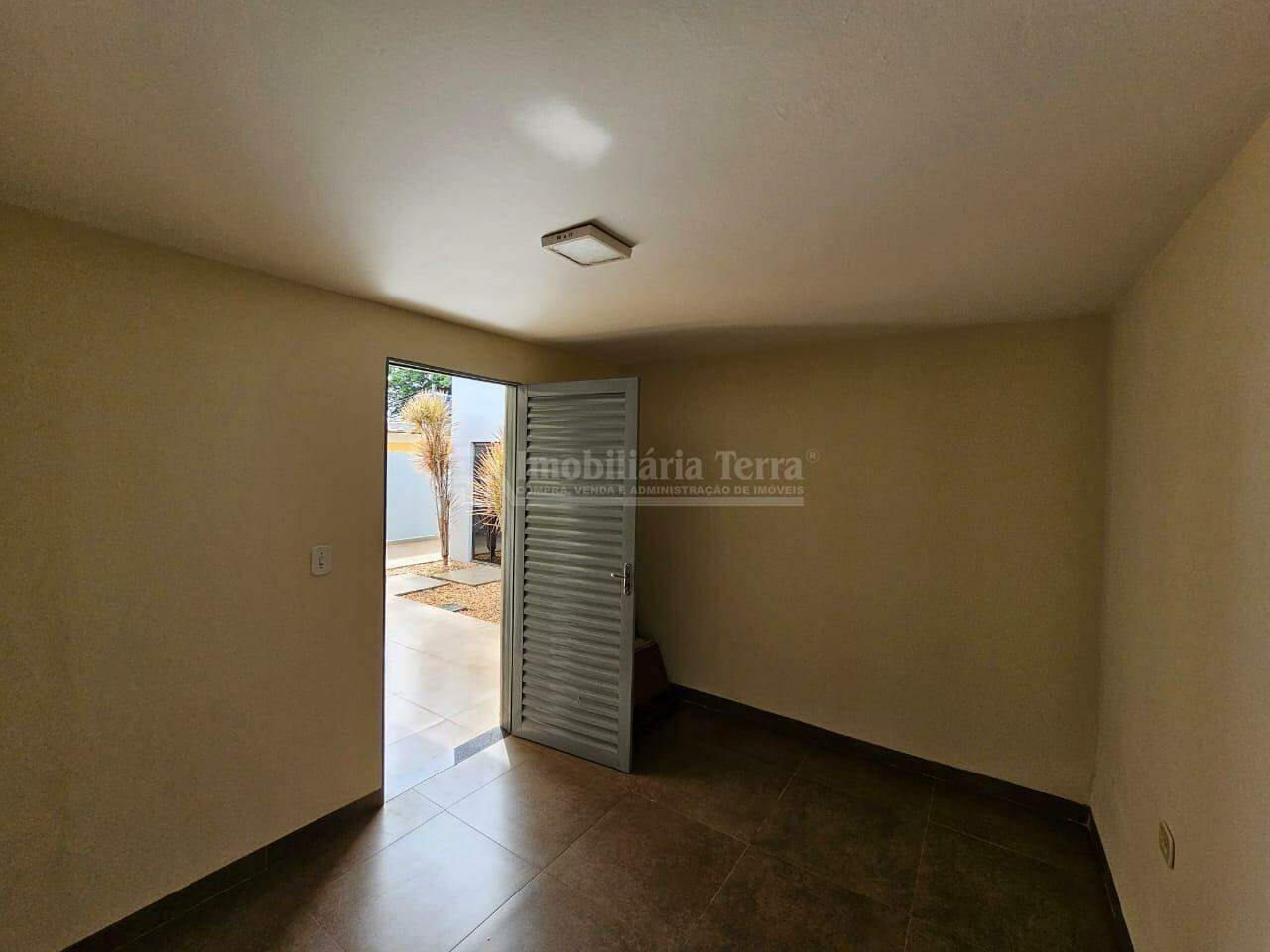 Casa com 3 quartos no BNH III Plano em Dourados/MS — foto 25