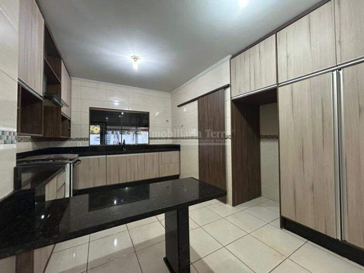 Casa com 3 quartos no Parque Alvorada em Dourados/MS — foto 4