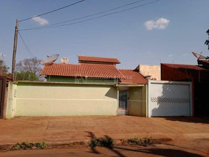 Casa com 3 quartos no Vila São Francisco em Dourados/MS — foto 1