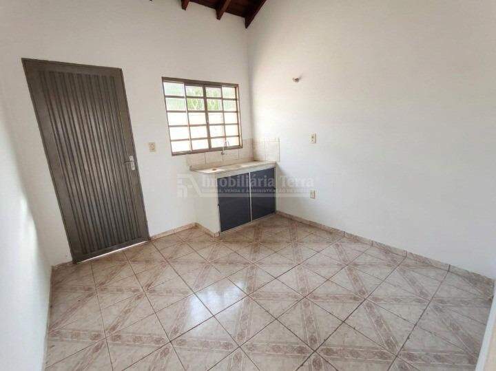 Kitnet com 1 quartos no Jardim Universitário em Dourados/MS — foto 3