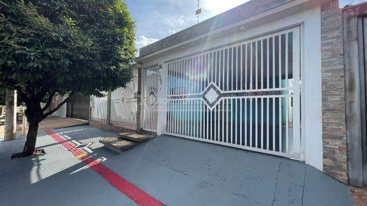 Casa com 2 quartos no Flor de Maio em Dourados/MS — foto 1