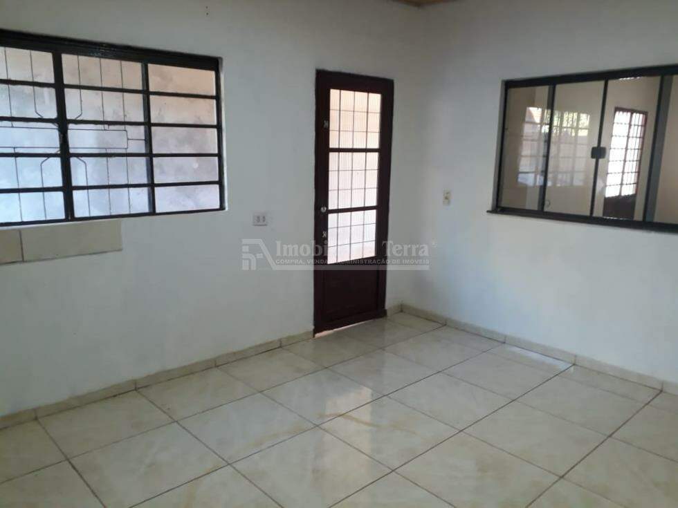 Casa com 3 quartos no Jardim Londrina em Dourados/MS — foto 2