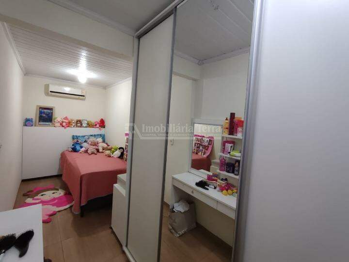 Casa com 3 quartos no Conjunto Habitacional Izidro Pedroso em Dourados/MS — foto 10