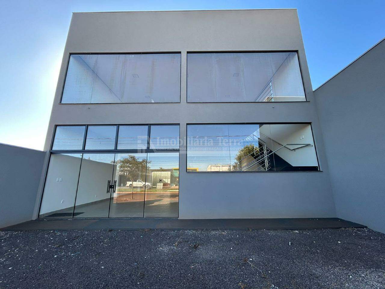 Salão Comercial no Vival dos Ipês em Dourados/MS — foto 1