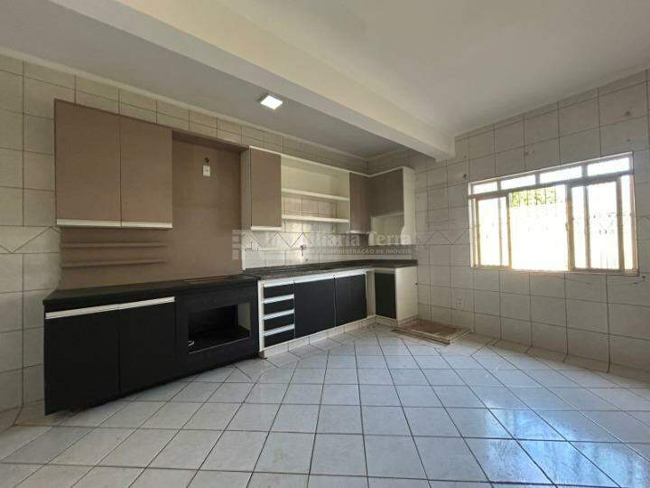 Casa com 3 quartos no BNH III Plano em Dourados/MS — foto 3