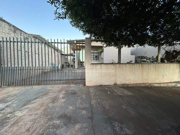 Casa com 3 quartos no Campo Dourado em Dourados/MS — foto 1