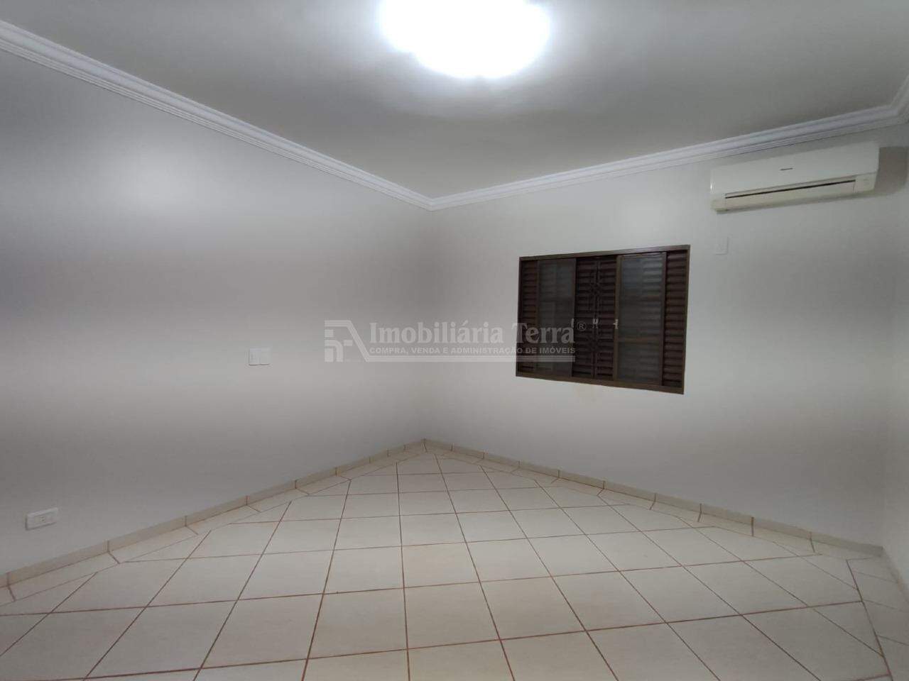 Casa com 4 quartos no Jardim Guanabara em Dourados/MS — foto 11