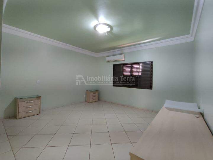 Casa com 4 quartos no Jardim Guanabara em Dourados/MS — foto 13