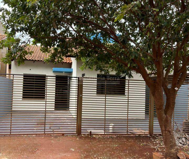 Casa com 2 quartos no Parque dos Jequitibás em Dourados/MS — foto 2