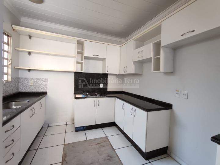 Casa com 3 quartos no Jardim Maracanã em Dourados/MS — foto 8