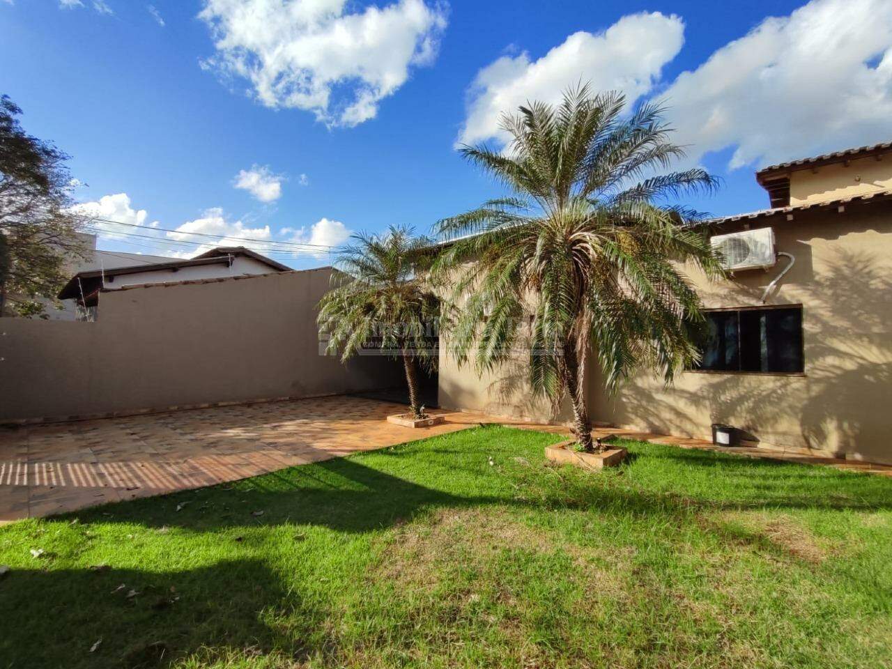 Casa com 3 quartos no Jardim Caramuru em Dourados/MS — foto 3