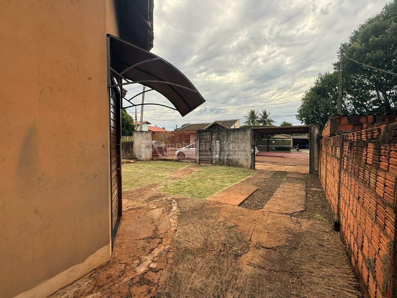 Casa com 3 quartos no Jardim Rasslem em Dourados/MS — foto 5