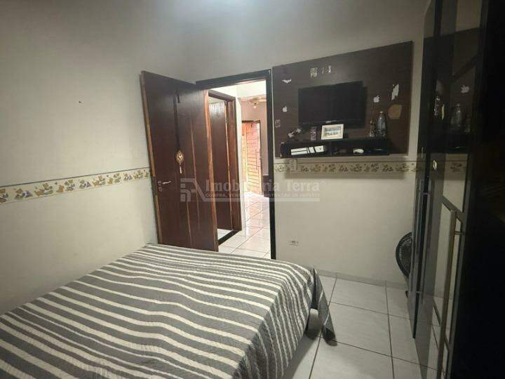 Casa com 3 quartos no Jardim Rasslem em Dourados/MS — foto 17