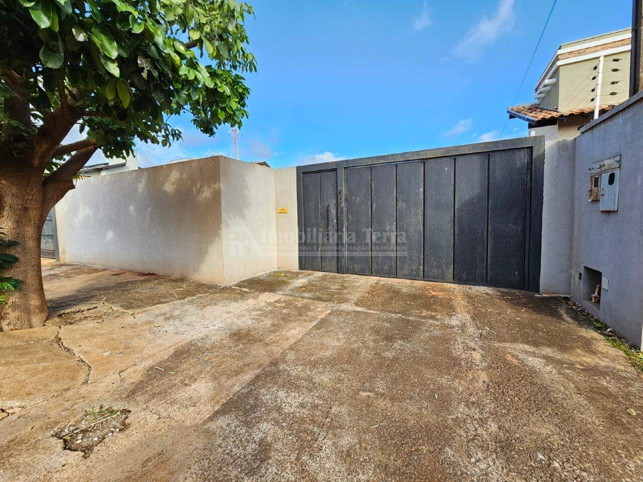 Casa com 4 quartos no Vila Vieira em Dourados/MS — foto 1