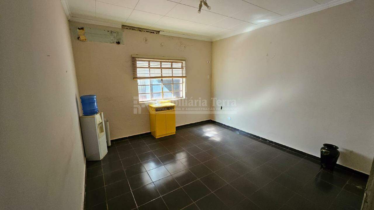 Prédio no Vila Planalto em Dourados/MS — foto 6