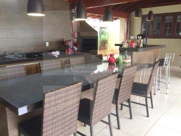Casa com 5 quartos no Vila Planalto em Dourados/MS — foto 14
