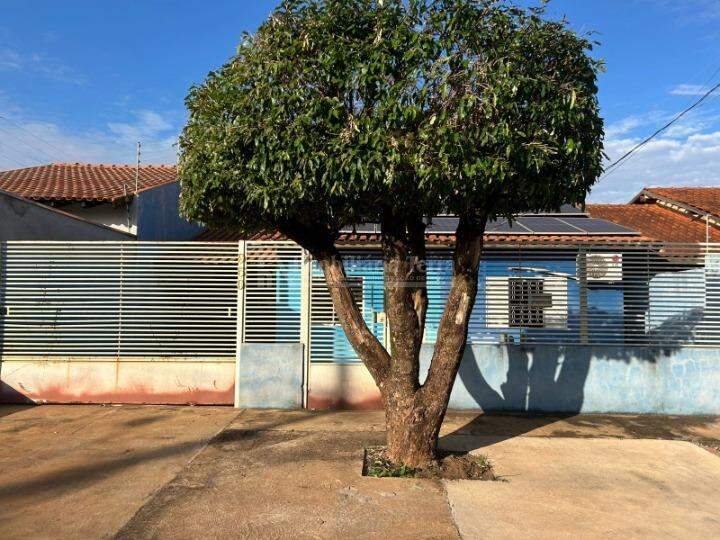 Casa com 2 quartos no Canaã V em Dourados/MS — foto 1