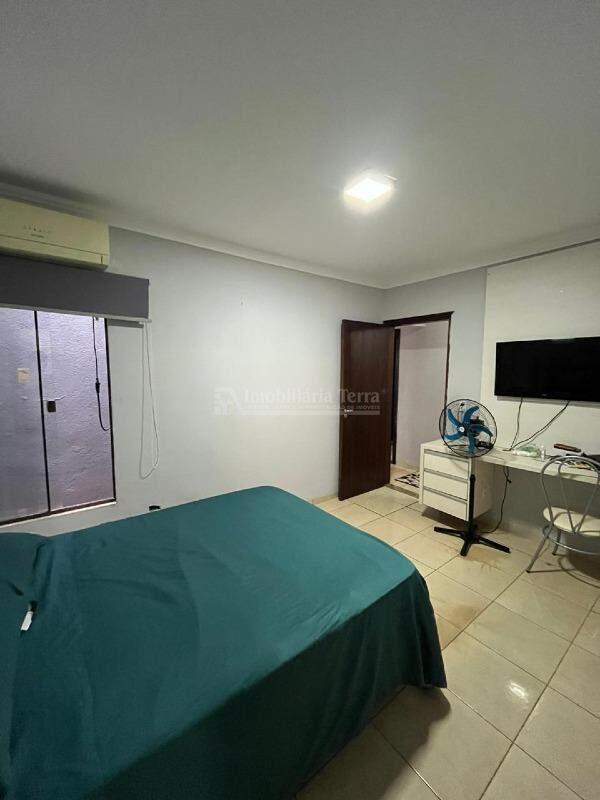 Casa com 4 quartos no BNH III Plano em Dourados/MS — foto 13