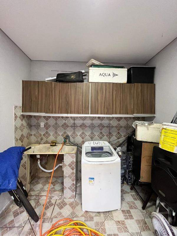 Casa com 4 quartos no BNH III Plano em Dourados/MS — foto 24