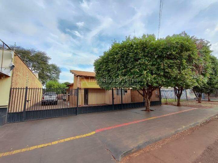 Casa com 2 quartos no Vila São Francisco em Dourados/MS — foto 1