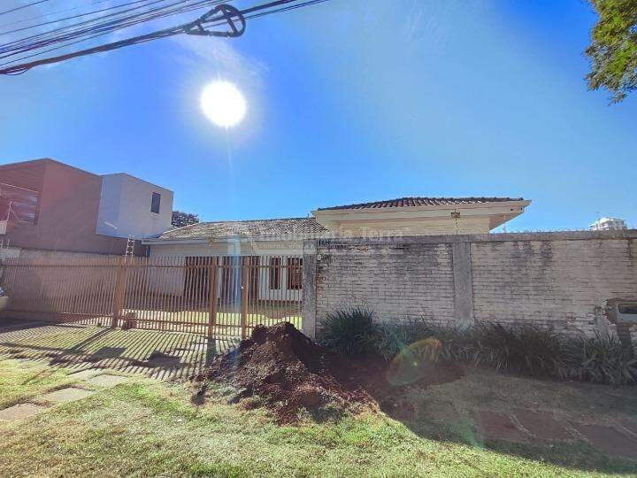 Casa com 4 quartos no Jardim Central em Dourados/MS — foto 1
