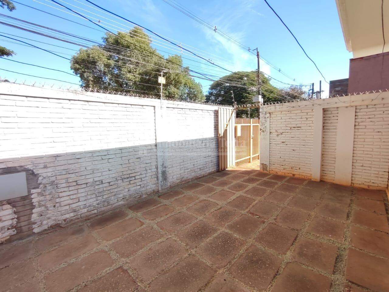 Casa com 4 quartos no Jardim Central em Dourados/MS — foto 2