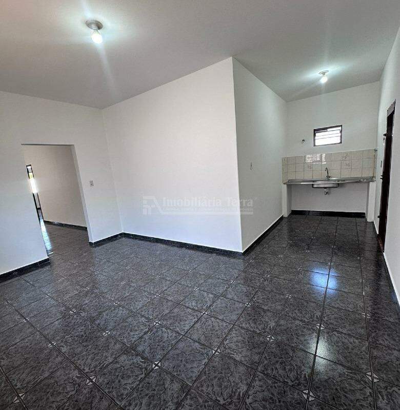 Casa com 3 quartos no Jardim Água Boa em Dourados/MS — foto 4