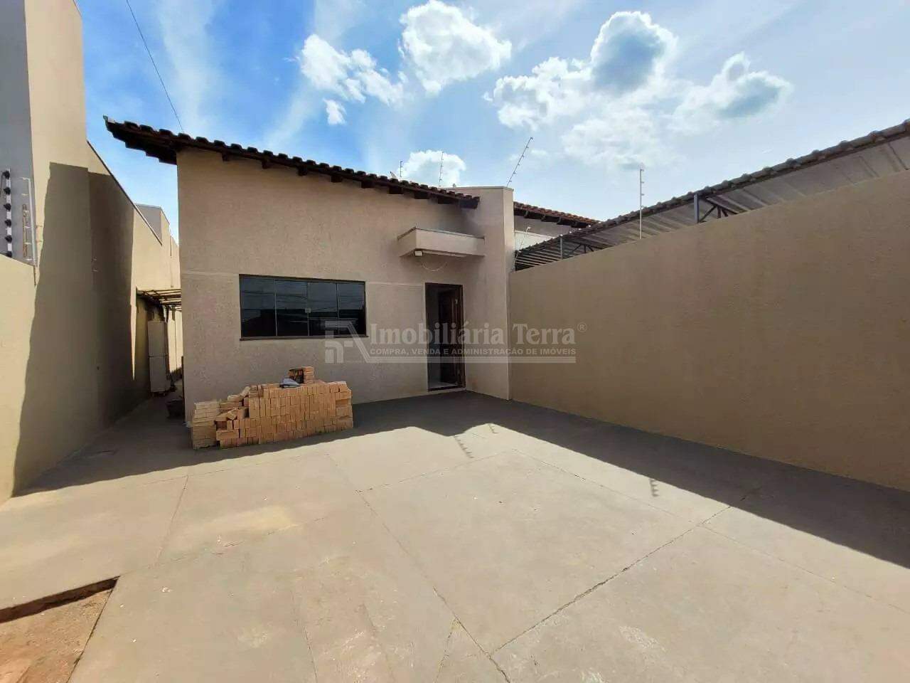 Casa com 5 quartos no Residencial Monte Carlo em Dourados/MS — foto 2