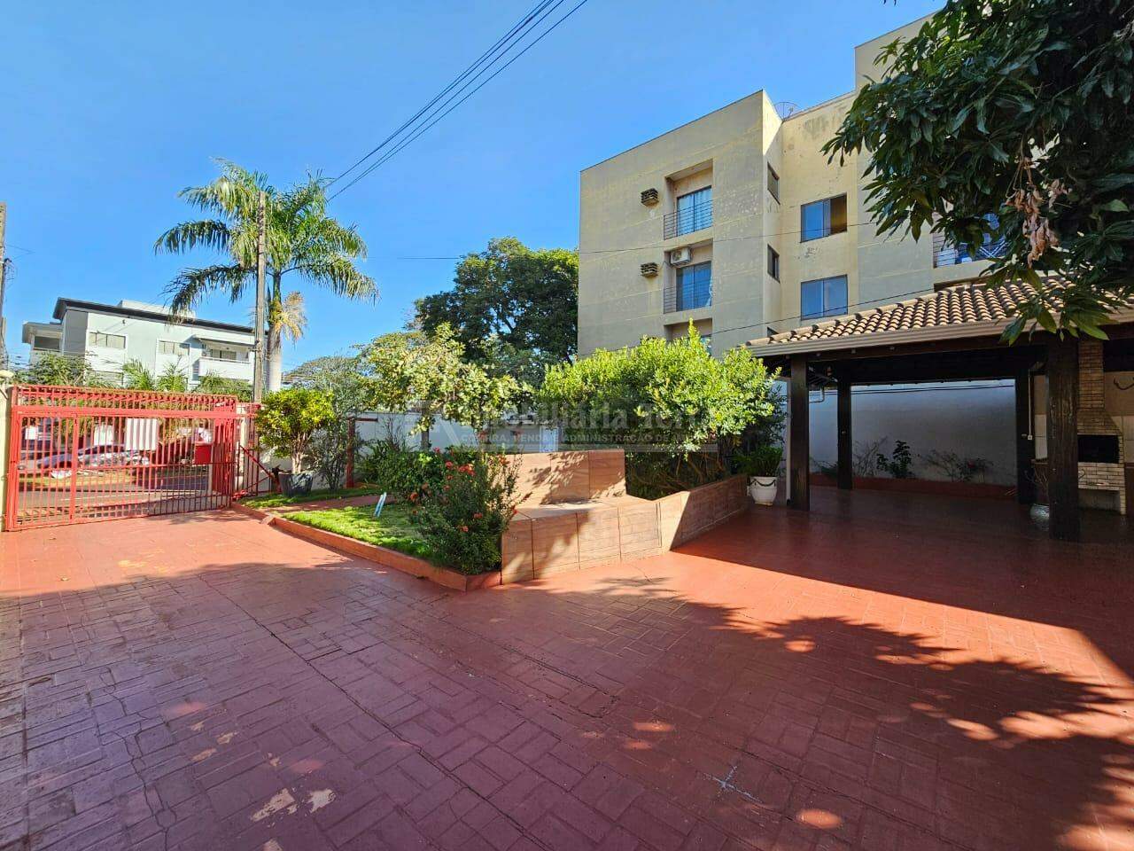 Casa com 5 quartos no Centro em Dourados/MS — foto 3