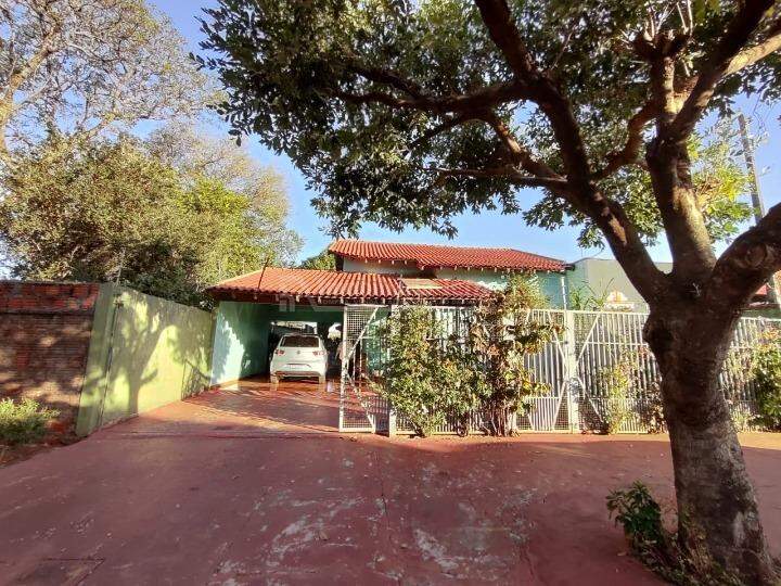 Casa com 3 quartos no Vila Amaral em Dourados/MS — foto 1