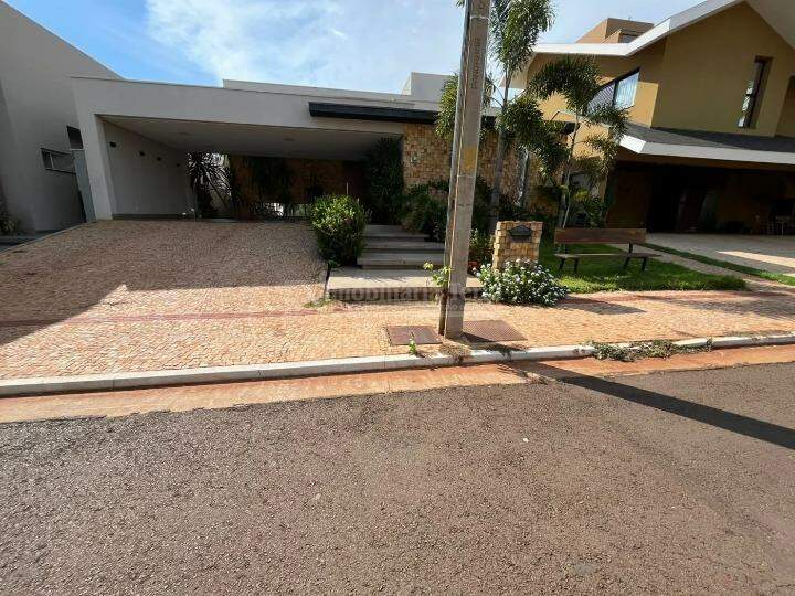 Casa com 3 quartos no Ecoville II em Dourados/MS — foto 1