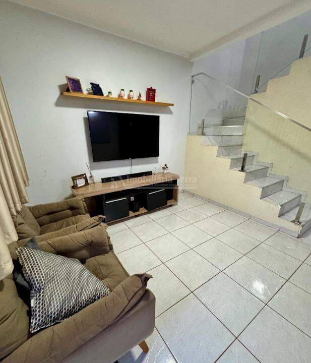 Casa com 2 quartos no Jardim Oliveira II em Dourados/MS — foto 8
