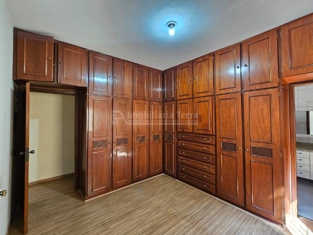 Casa com 4 quartos no Vila Progresso em Dourados/MS — foto 10