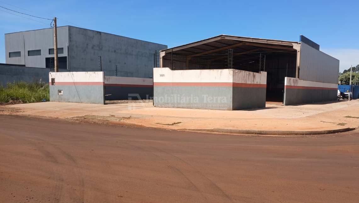 Barracão no Parque dos Jequitibás em Dourados/MS — foto 2